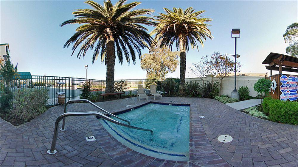 Quality Inn & Suites Livermore Wine Country Exteriér fotografie